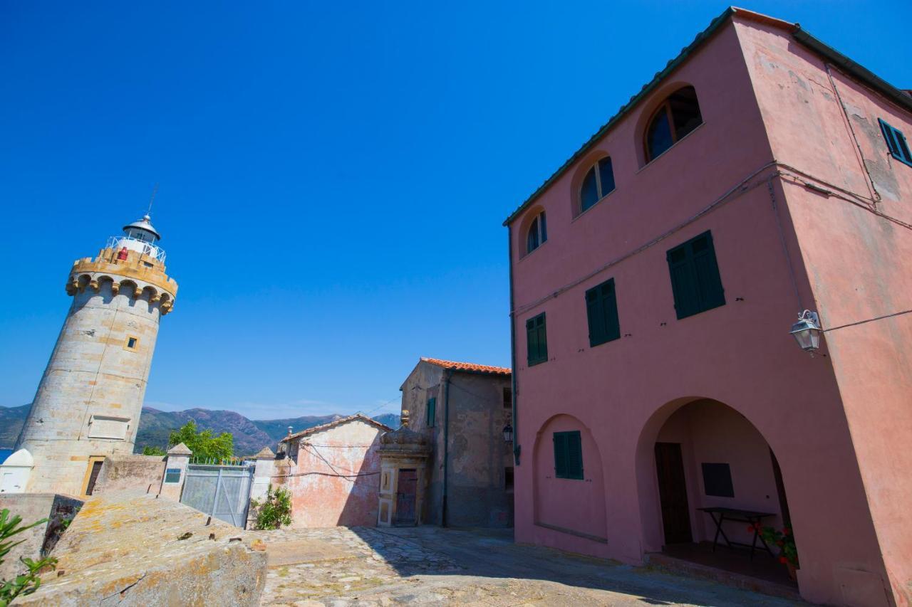 Helloelba Appartamento Il Faro Portoferraio Luaran gambar