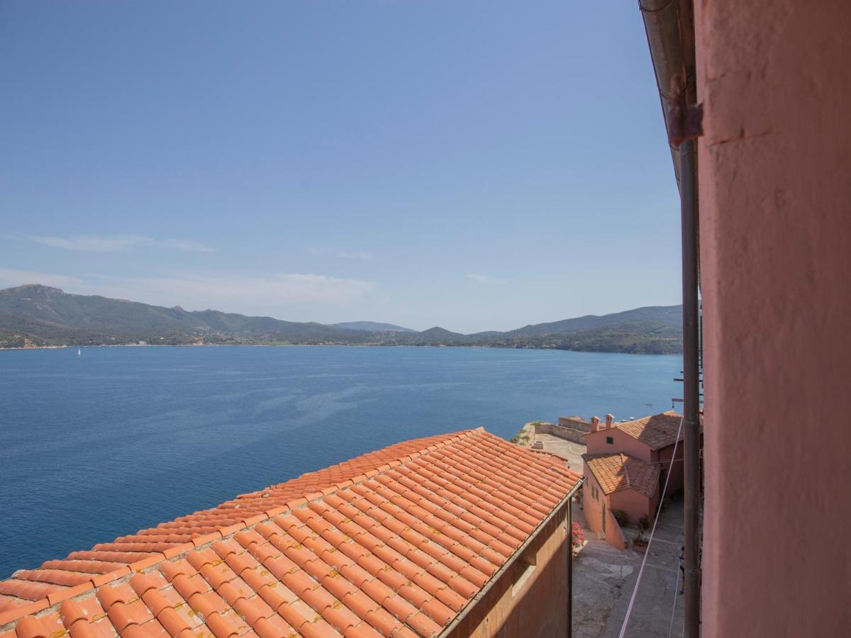 Helloelba Appartamento Il Faro Portoferraio Luaran gambar